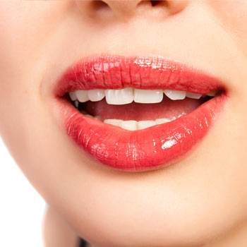 How to Plump Lips