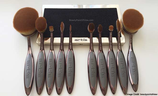 Artis oval Makeup Brushes